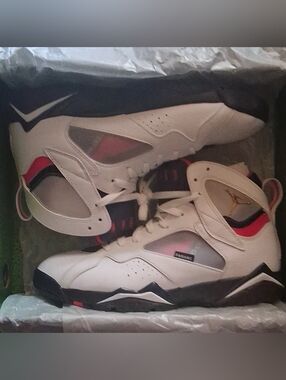 Jordan 7 PSG
